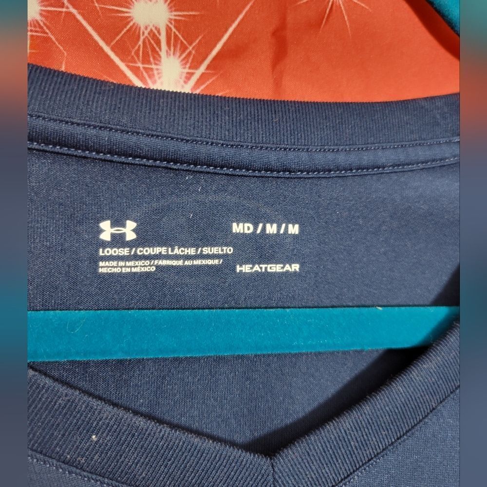 ‎Under Armour Shirt - Picture 4 of 5